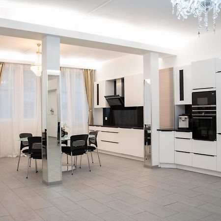 Guest Rooms Diamant Biel/Bienne Exterior foto